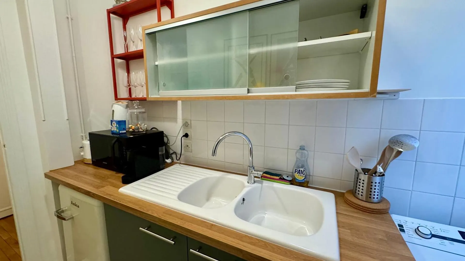 Studio Entierement Renove Au Coeur De Paris 0*,