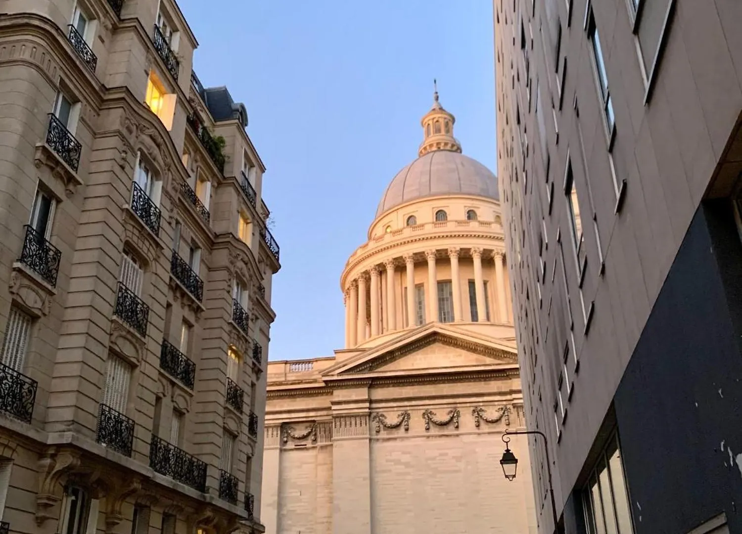 Studio Entierement Renove Au Coeur De Paris Apartment